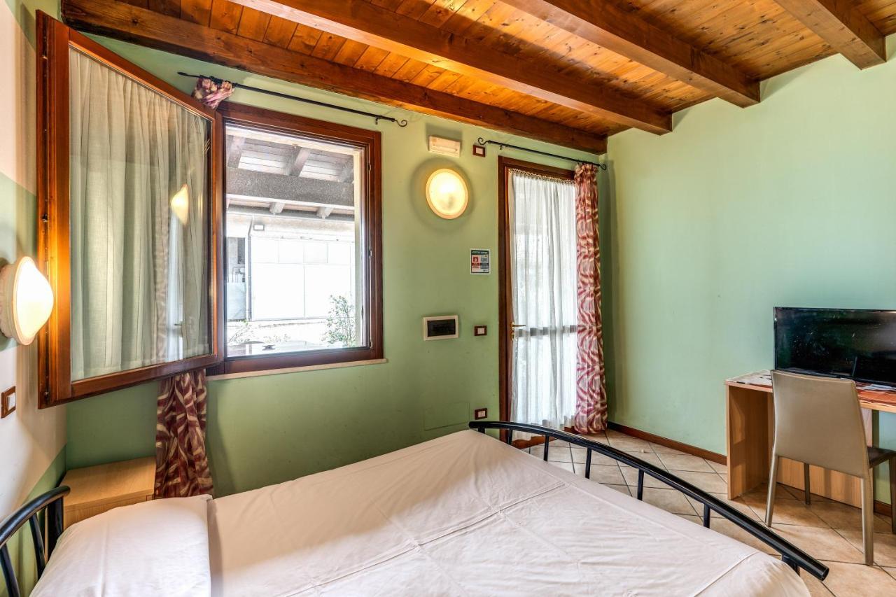 Agriturismo Pozzo Fiorito Кастільйоне-делле-Стів'єре Екстер'єр фото
