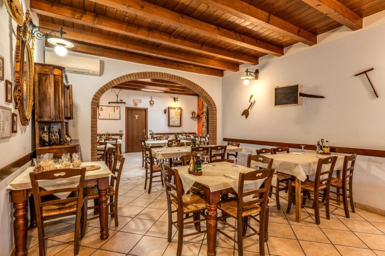 Agriturismo Pozzo Fiorito Кастільйоне-делле-Стів'єре Екстер'єр фото