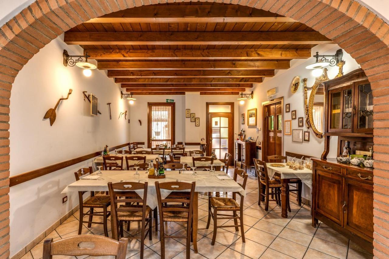Agriturismo Pozzo Fiorito Кастільйоне-делле-Стів'єре Екстер'єр фото