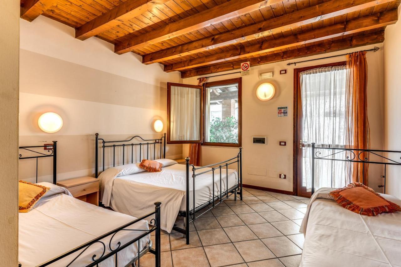 Agriturismo Pozzo Fiorito Кастільйоне-делле-Стів'єре Екстер'єр фото