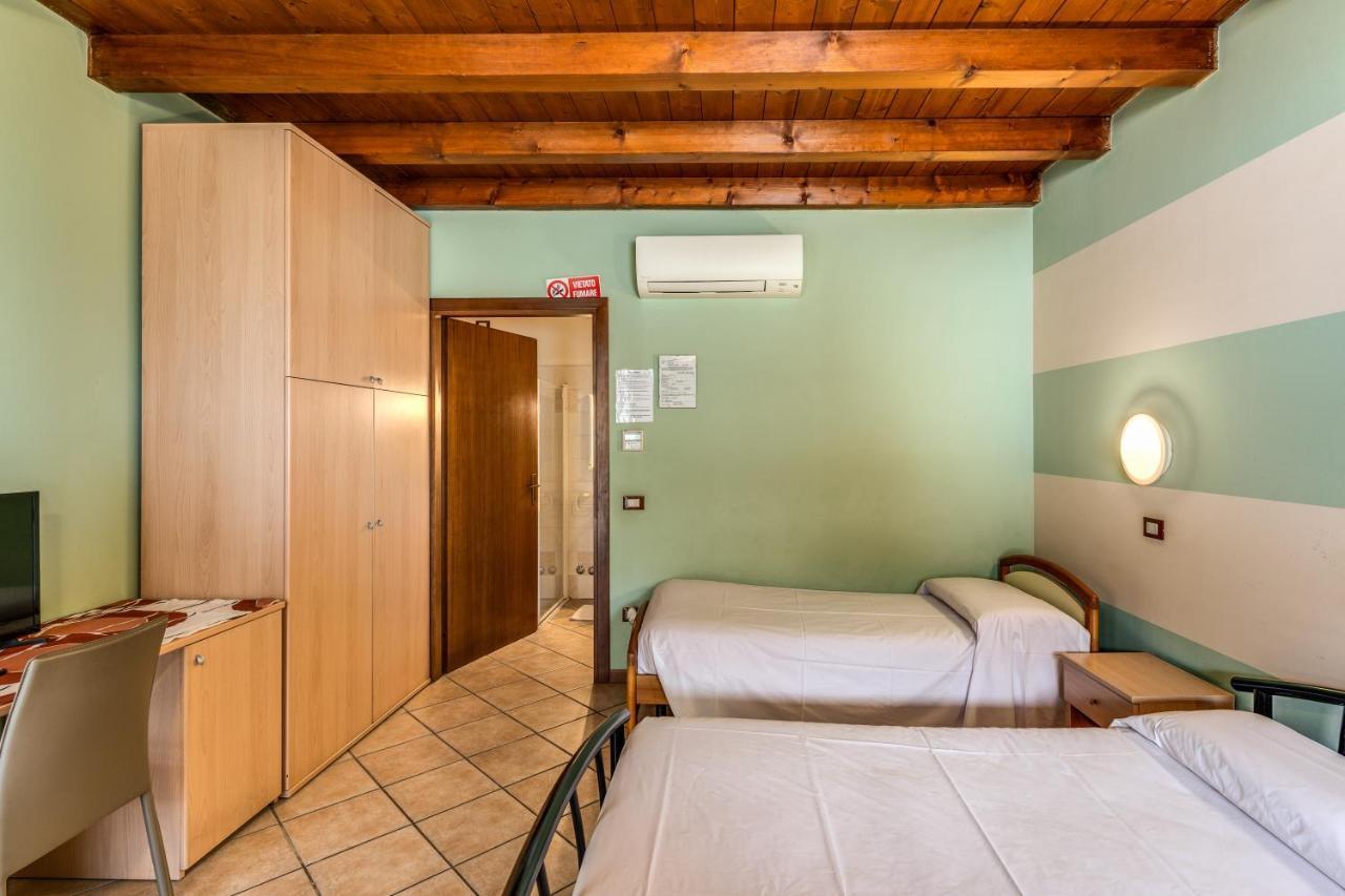 Agriturismo Pozzo Fiorito Кастільйоне-делле-Стів'єре Екстер'єр фото